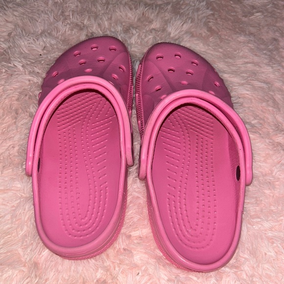 Pink Crocs! - Picture 3 of 3
